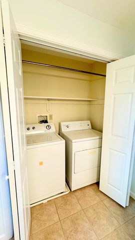 18 Honey Lane, Southington, CT 06489