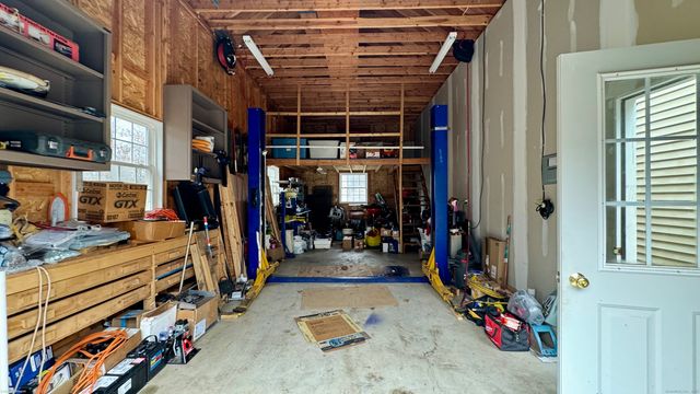 18 Honey Lane, Southington, CT 06489