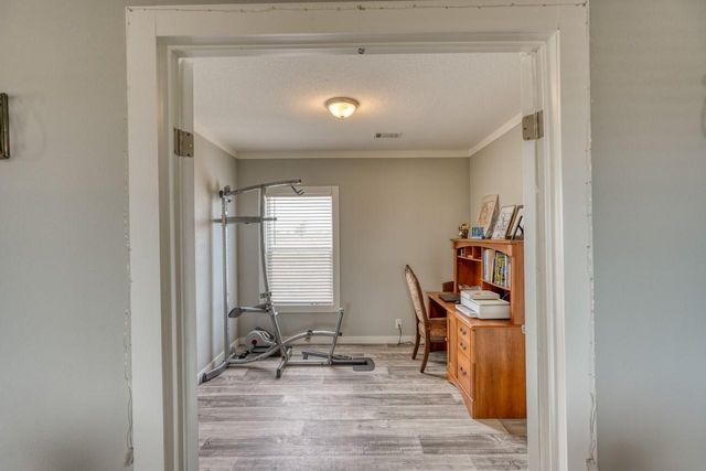 101 Samuel DR, Bertram, TX 78605
