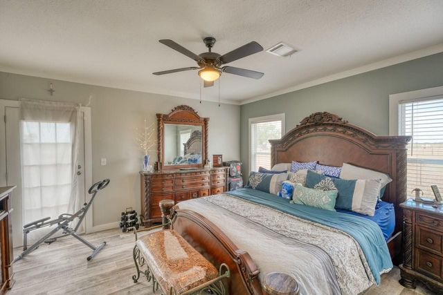 101 Samuel DR, Bertram, TX 78605