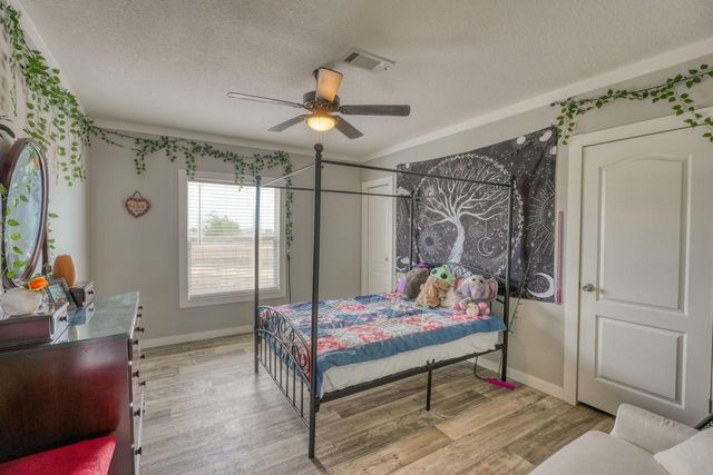 101 Samuel DR, Bertram, TX 78605