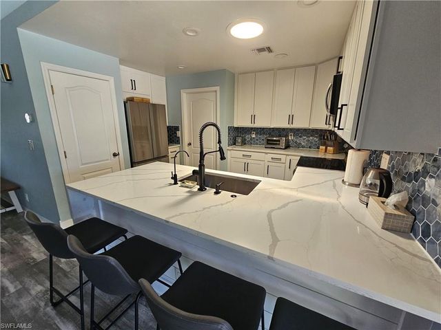 4120 21st PL, Cape Coral, FL 33909