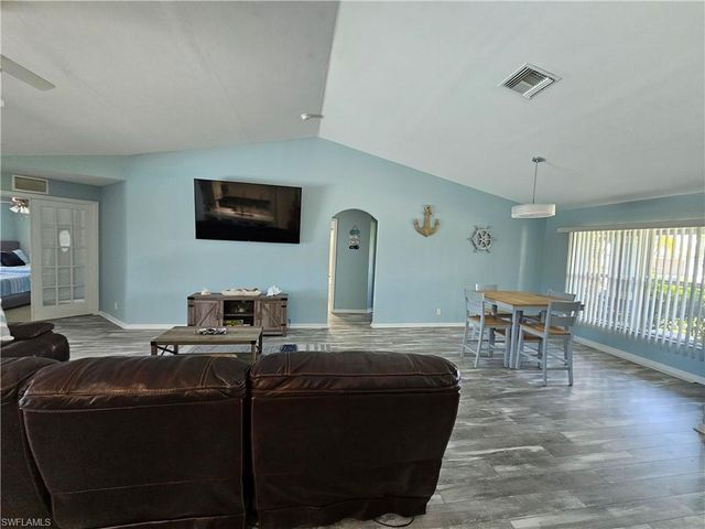 4120 21st PL, Cape Coral, FL 33909