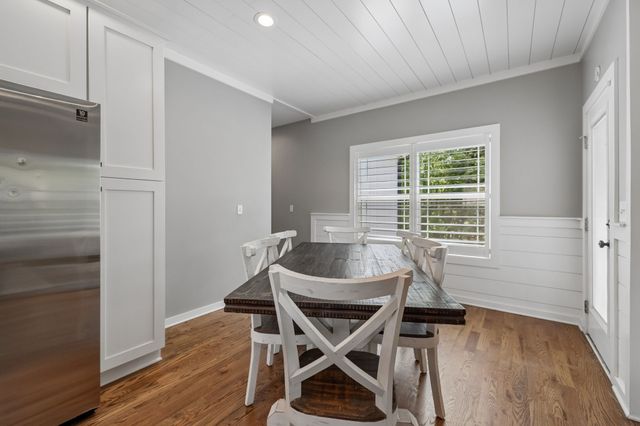 101 Amelia Dr, Bon Aqua, TN 37025