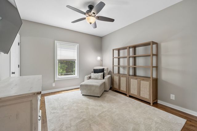 101 Amelia Dr, Bon Aqua, TN 37025