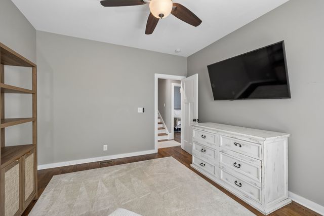 101 Amelia Dr, Bon Aqua, TN 37025
