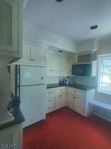 265 S Main St 2, Raritan Twp., NJ 08822