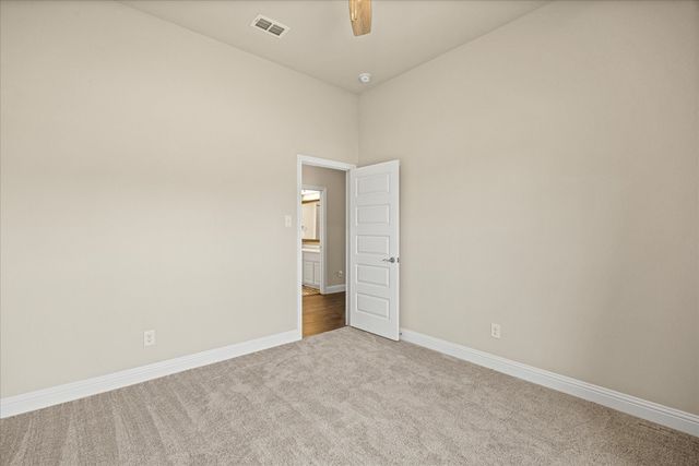 1089 Mickelson Drive, Granbury, TX 76048