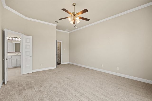 1089 Mickelson Drive, Granbury, TX 76048