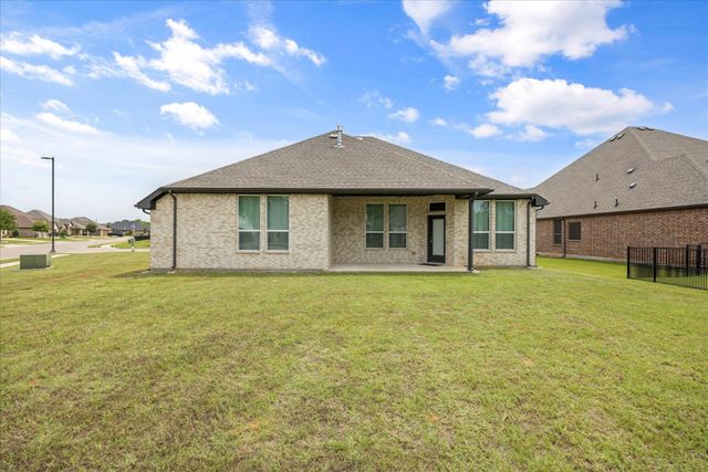 1089 Mickelson Drive, Granbury, TX 76048