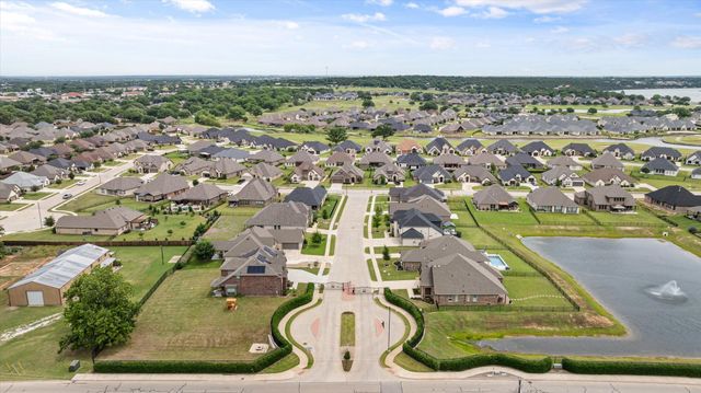 1089 Mickelson Drive, Granbury, TX 76048
