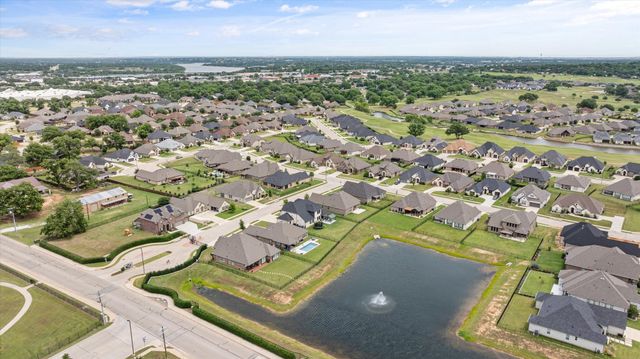 1089 Mickelson Drive, Granbury, TX 76048