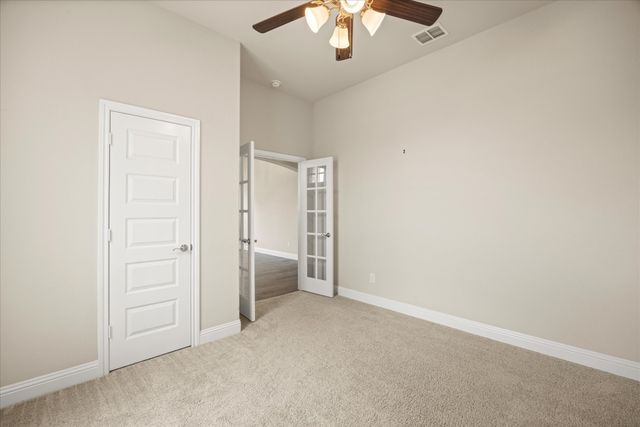 1089 Mickelson Drive, Granbury, TX 76048