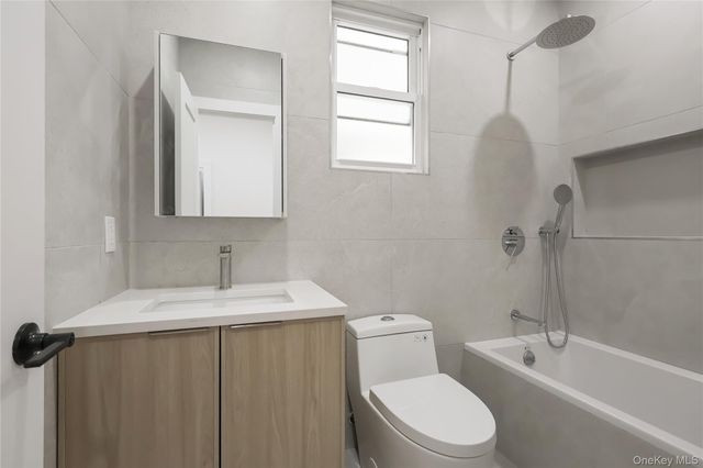 234 E 42nd Street, Brooklyn, NY 11203