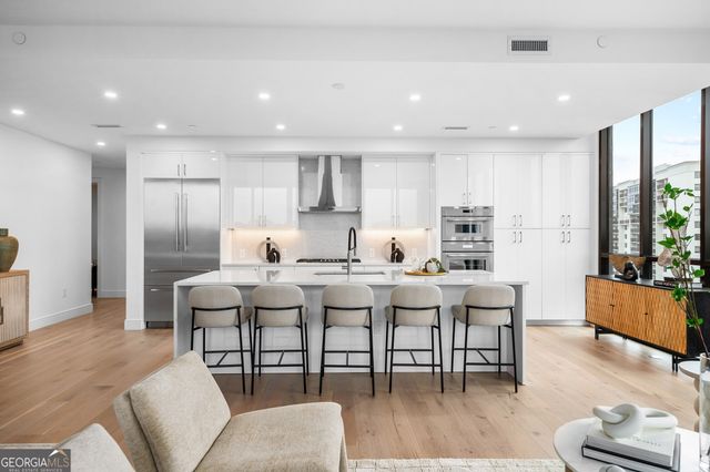 2425 Peachtree Road NE 1104, Atlanta, GA 30305