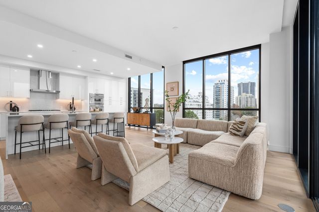 2425 Peachtree Road NE 1104, Atlanta, GA 30305