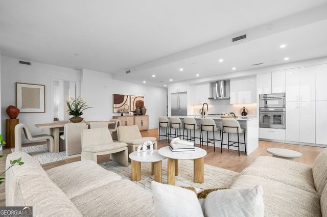 2425 Peachtree Road NE 1104, Atlanta, GA 30305