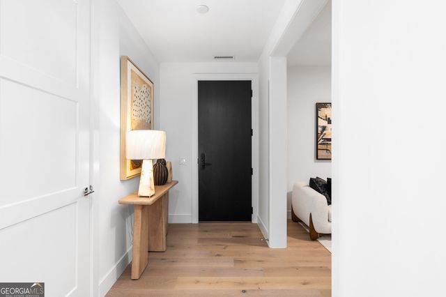 2425 Peachtree Road NE 1104, Atlanta, GA 30305