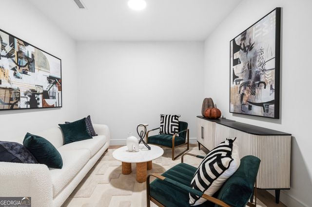 2425 Peachtree Road NE 1104, Atlanta, GA 30305