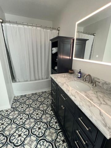 16527 Frances Drake Road, Jamaica Beach, TX 77554