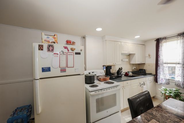 17 Broad Street, Somersworth, NH 03878