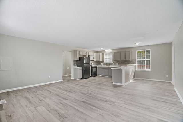 1126 Wynnewood Dr, Castalian Springs, TN 37031