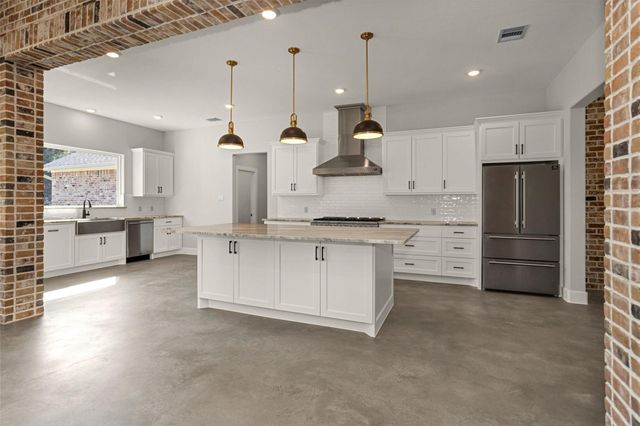 12744 Oak Barrel Road, Willis, TX 77378