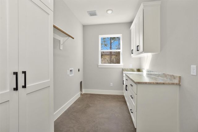 12744 Oak Barrel Road, Willis, TX 77378