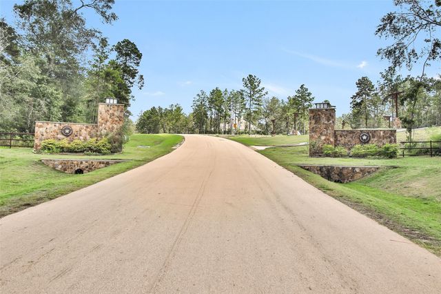 12744 Oak Barrel Road, Willis, TX 77378