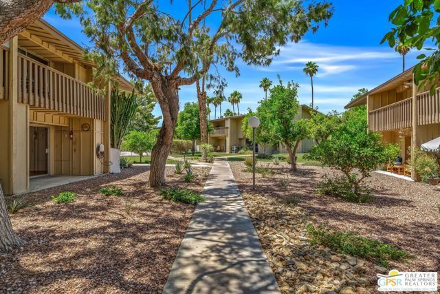 77845 California Drive D9, Palm Desert, CA 92211