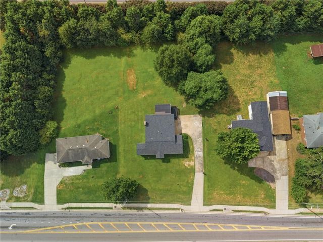 421 E Crogan Street, Lawrenceville, GA 30046