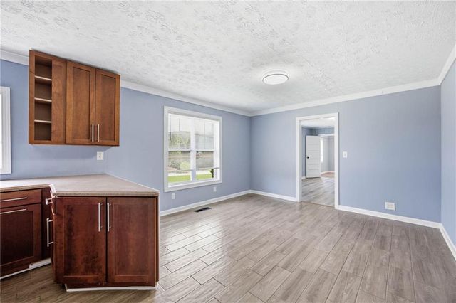 421 E Crogan Street, Lawrenceville, GA 30046