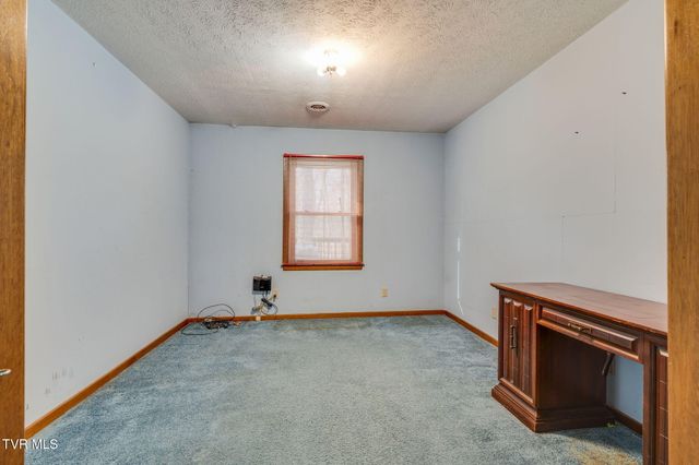 321 Pitkin Drive, Kingsport, TN 37664