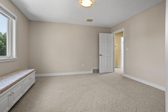 2938 Peterson Parkway N, Fargo, ND 58102