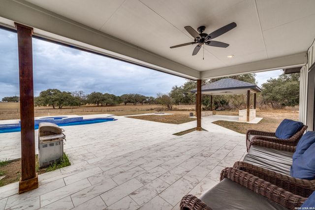 248 Mustang, Natalia, TX 78059