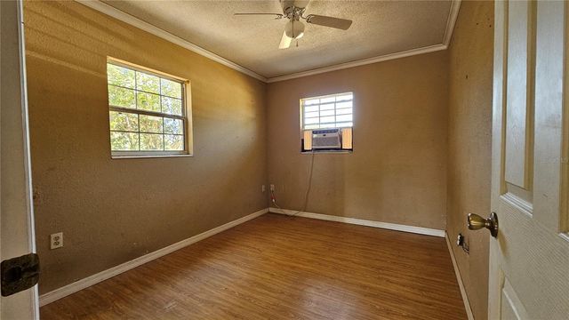 2115 WOODLAND BOULEVARD, Leesburg, FL 34748