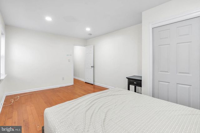 1504 BROWN ST, Philadelphia, PA 19130