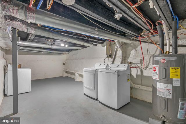 1504 BROWN ST, Philadelphia, PA 19130