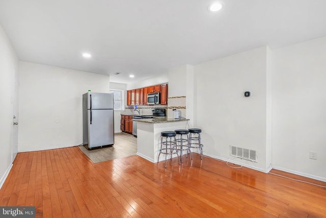 1504 BROWN ST, Philadelphia, PA 19130