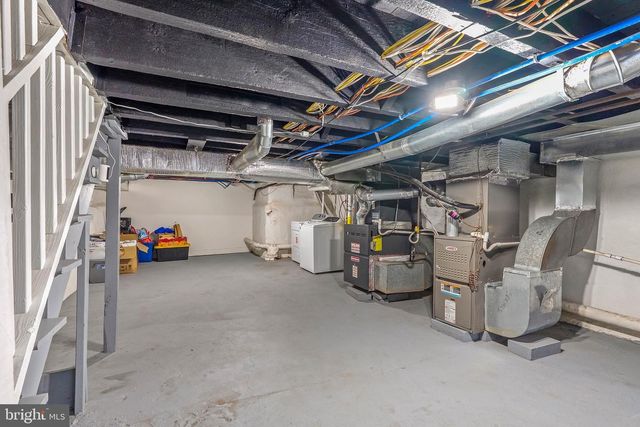 1504 BROWN ST, Philadelphia, PA 19130