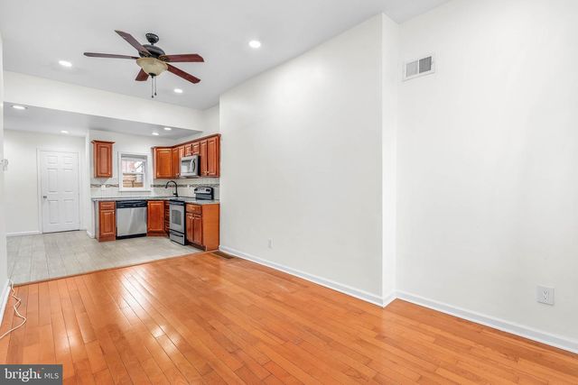 1504 BROWN ST, Philadelphia, PA 19130