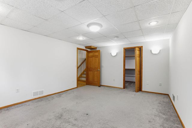 10940 105th Street N, Grant, MN 55082