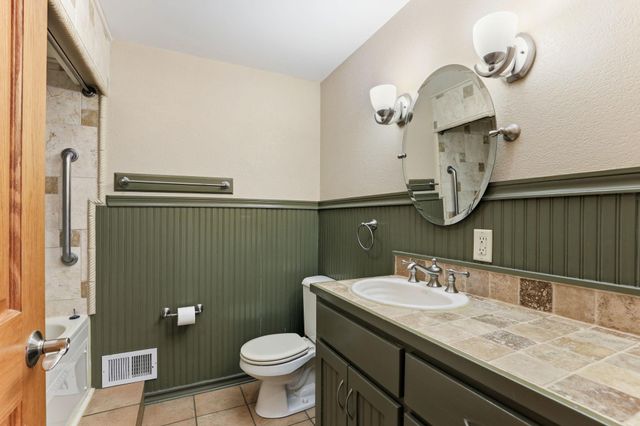 10940 105th Street N, Grant, MN 55082