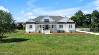 450 E Creekview Drive, Hampstead, NC 28443