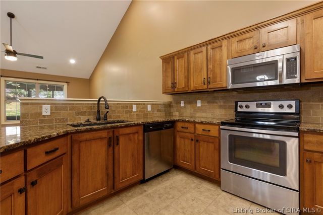 6469 Stillbrooke Place, Georgetown, IN 47122