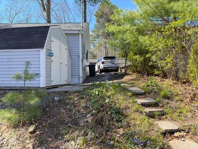 1 2nd Street, Windham, NH 03087