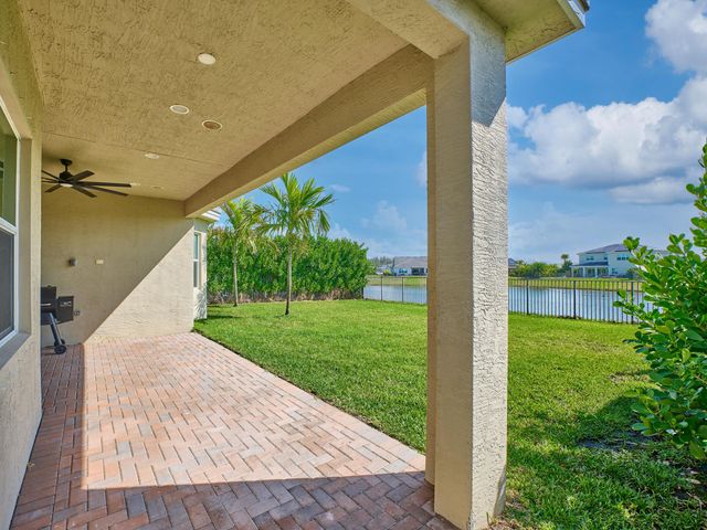 15751 Goldfinch Circle, The Acreage, FL 33470