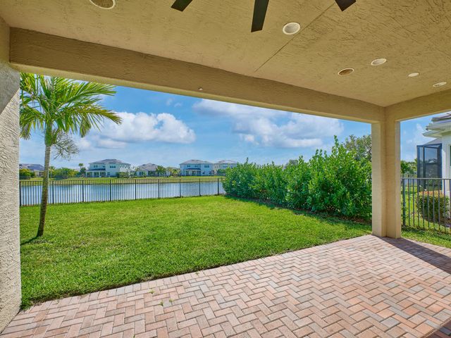 15751 Goldfinch Circle, The Acreage, FL 33470