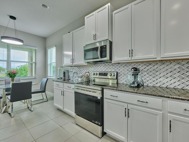 15751 Goldfinch Circle, The Acreage, FL 33470