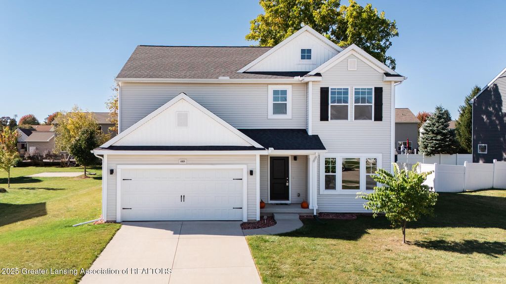 1931 Nightingale Drive, Holt, MI 48842